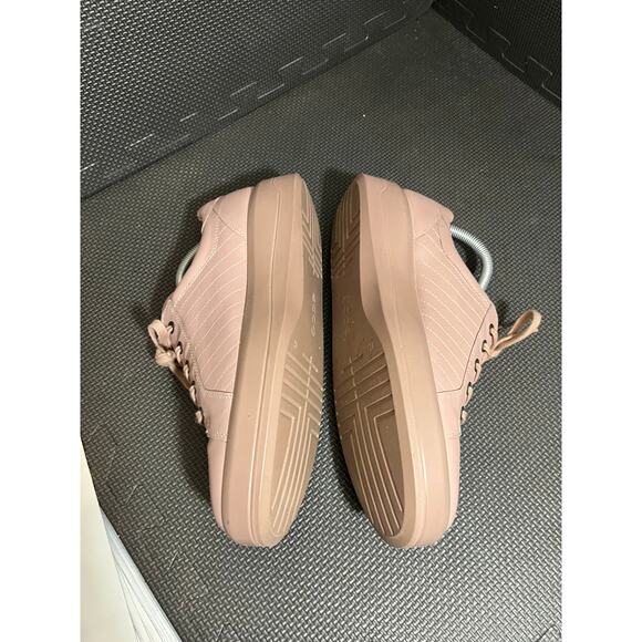 ECCO Soft 9 II Size 11 42 Tie Leather Upper Sneaker Women's Quilted Rose Shoe - Picture 3 of 8
